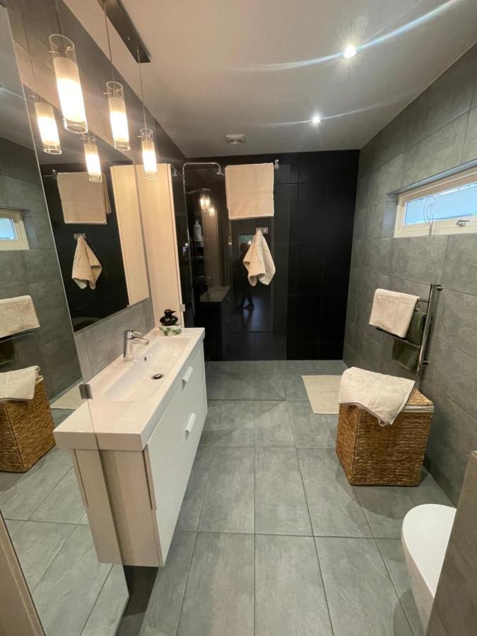 Sentralt Beliggende Moderne Leilighet Apartman Mosjøen Kültér fotó