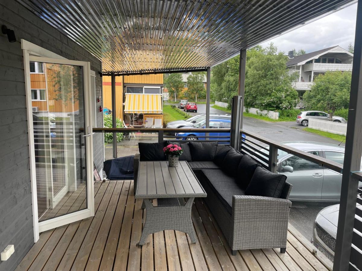 Sentralt Beliggende Moderne Leilighet Apartman Mosjøen Kültér fotó